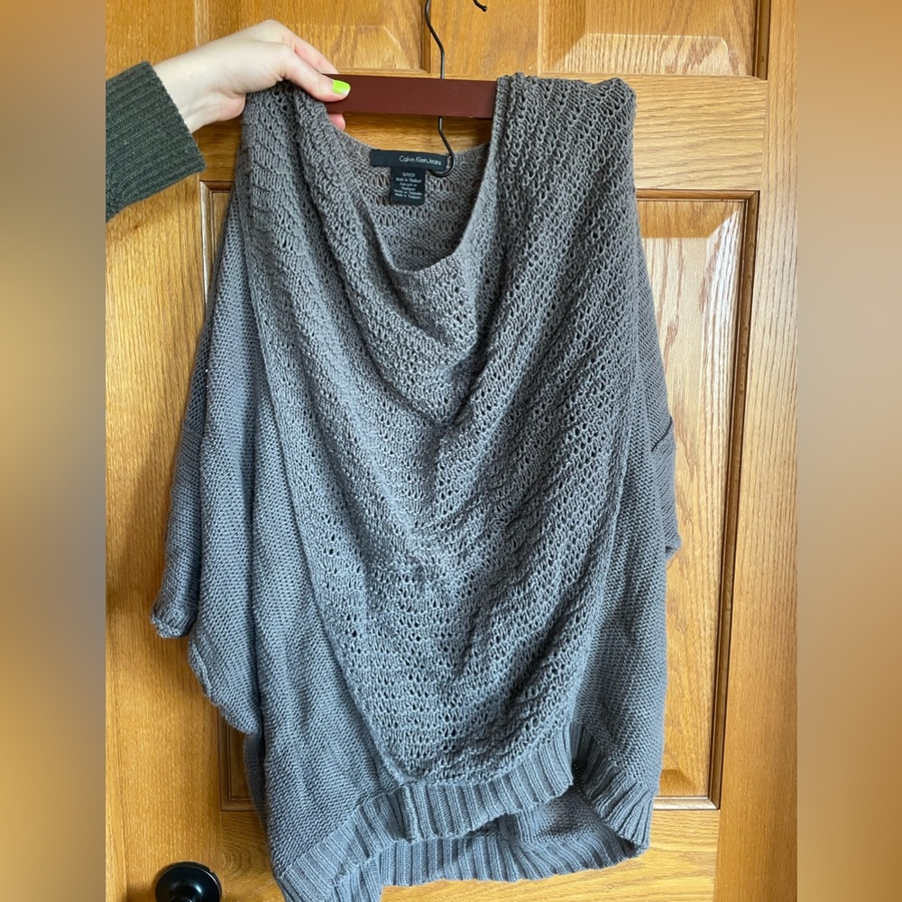 CALVIN KLEIN SWEATER
